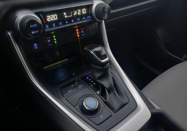 Toyota RAV4 cena 139800 przebieg: 155500, rok produkcji 2020 z Kosów Lacki małe 211